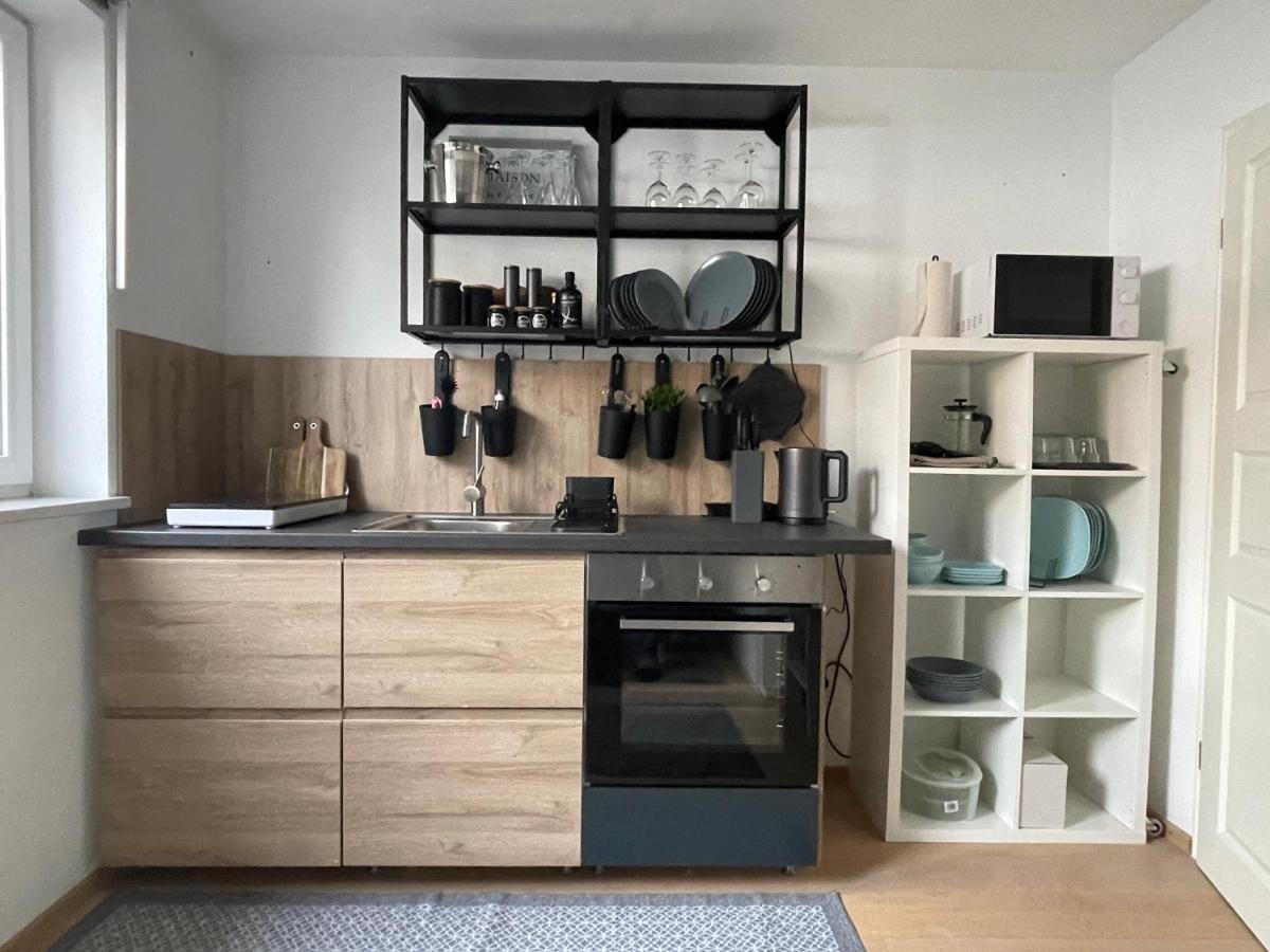 Appartment 53Qm Im Architektenhaus - 2 Schlafzimmer Mit Kueche Und Bad, Nur 2Min Von A8 - Ruhig Und Modern 埃尔森贝格 外观 照片
